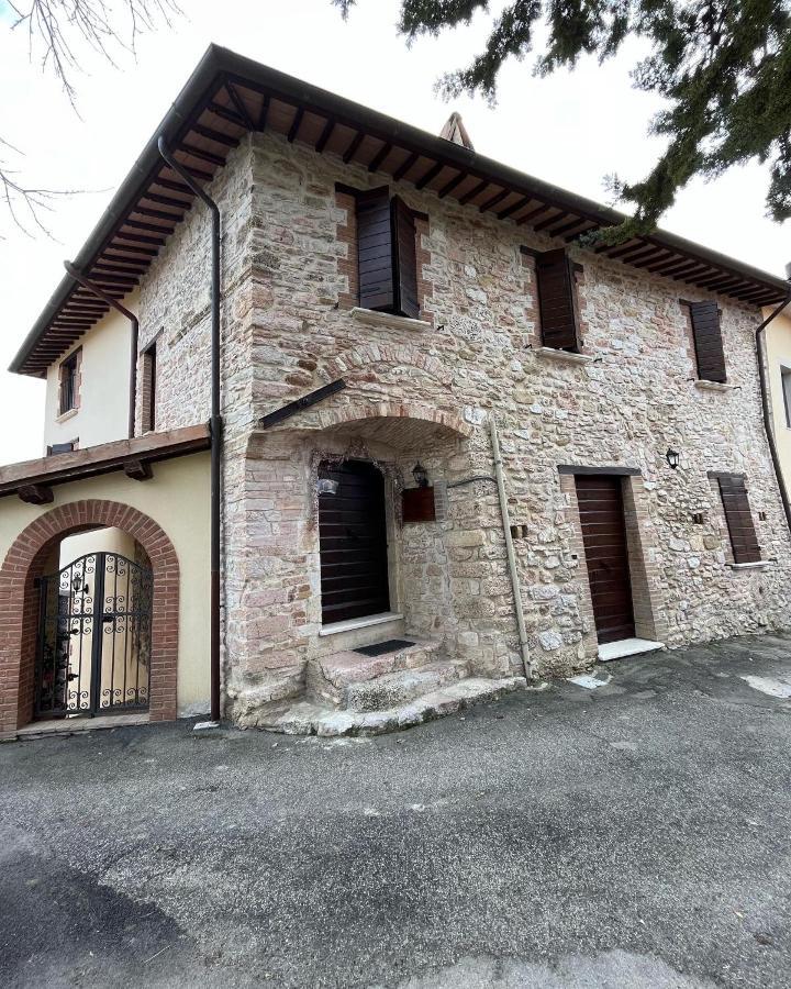 Casa Vacanze Vecchio Frantoio Residenza Moraiolo Spoleto Exteriör bild