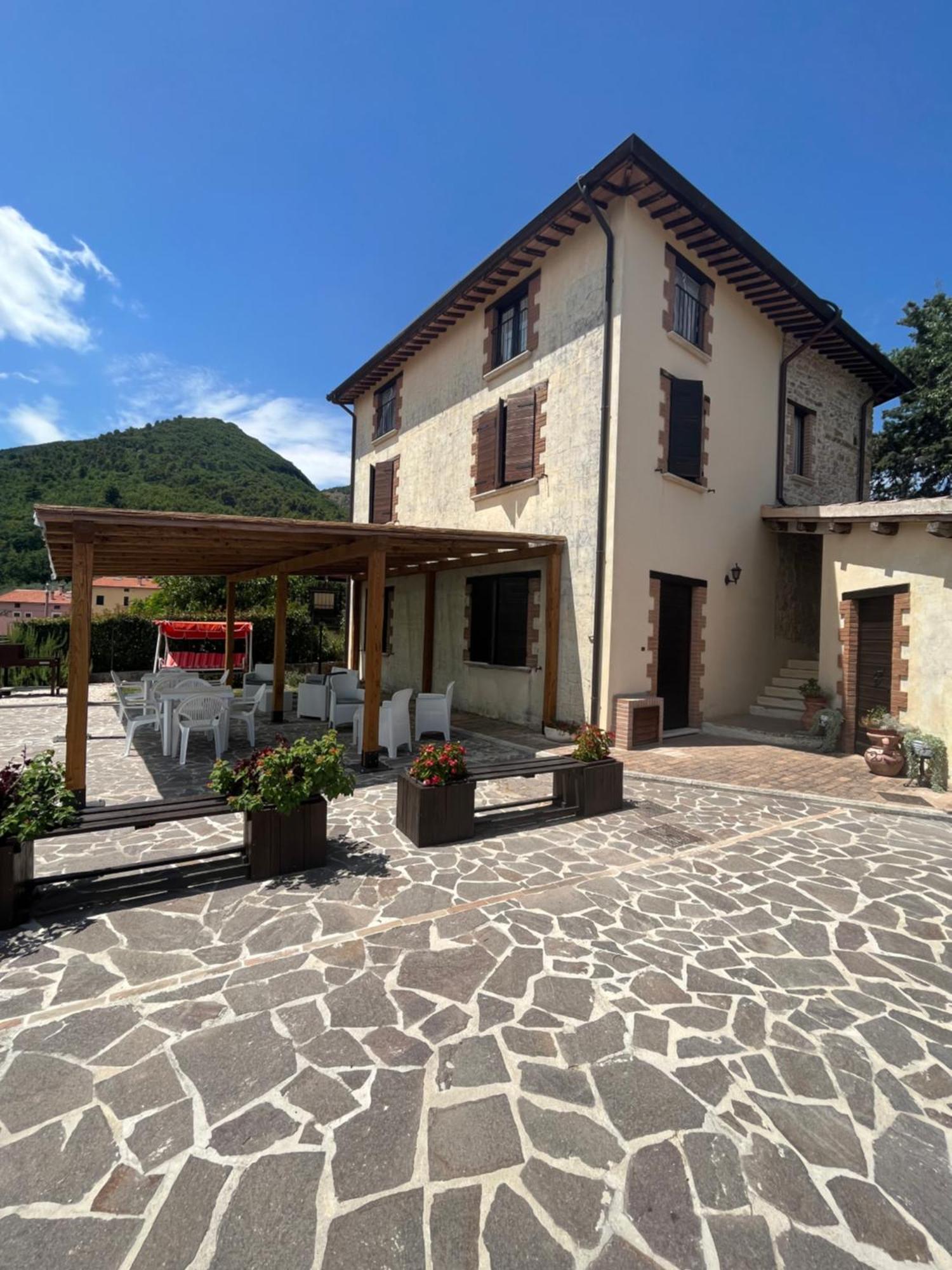 Casa Vacanze Vecchio Frantoio Residenza Moraiolo Spoleto Exteriör bild